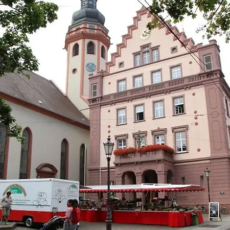 Wohnen Im Herzen Der Durlacher Altstadt Appartamento *